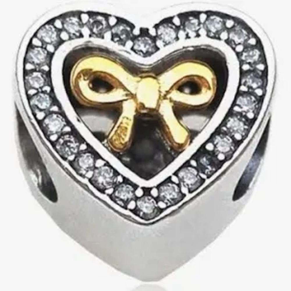 Pandora Limited Edition Bound by Love Charm